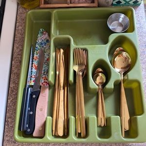 Authentic Vintage MCM Rubbermaid Cutlery Tray
